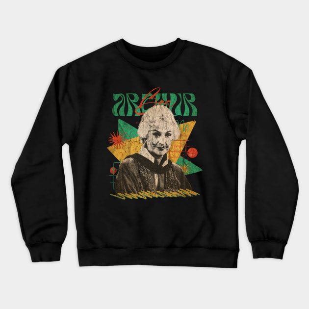 VINTAGE POP RETRO -Bea Arthur Golden Squad Black-  STYLE 70S Crewneck Sweatshirt by gundalaheros